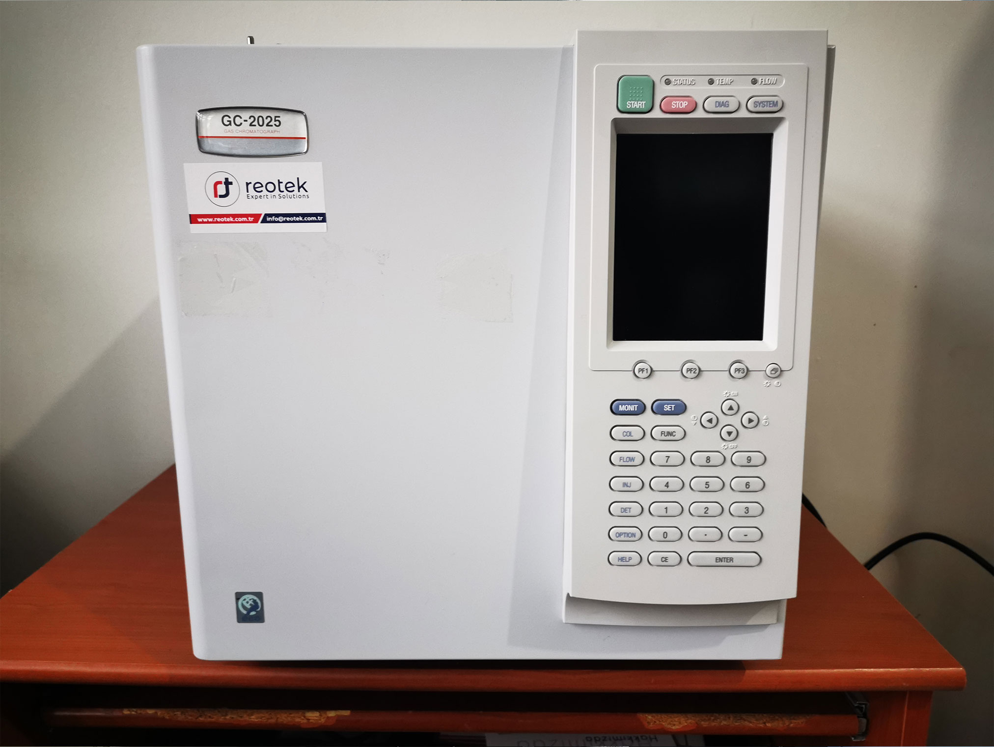 Reotek Shimadzu GC 2025 (FID)